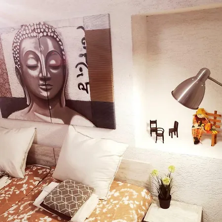 Хостел Pijama House - Bike & Bed Пловдив