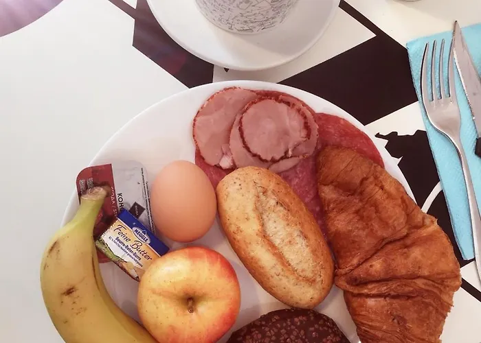 Pijama House - Bike & Bed *