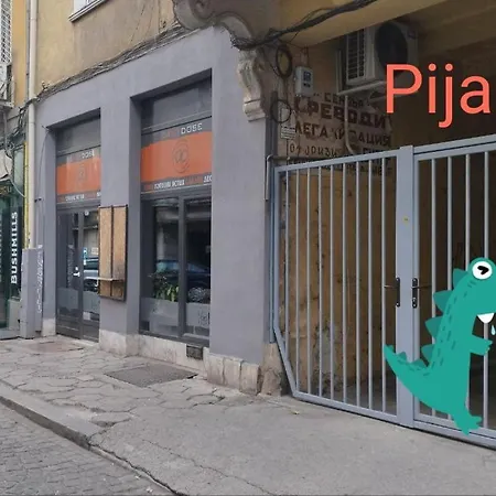 Pijama House - Bike & Bed بيت شباب *