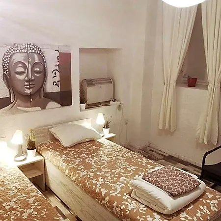 Pijama House - Bike & Bed بيت شباب *