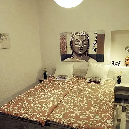 Pijama House - Bike & Bed بيت شباب
