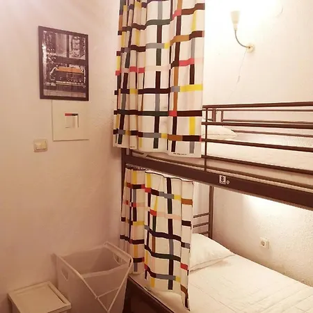 Pijama House - Bike & Bed بيت شباب *